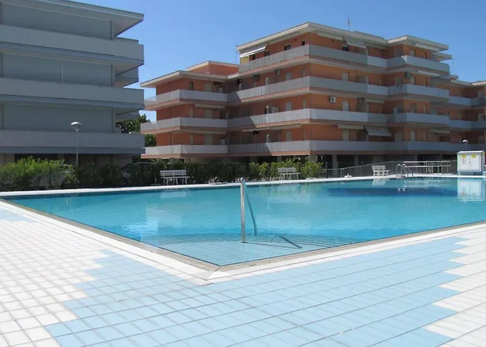 Spacious Flat With Pool Access Bibione